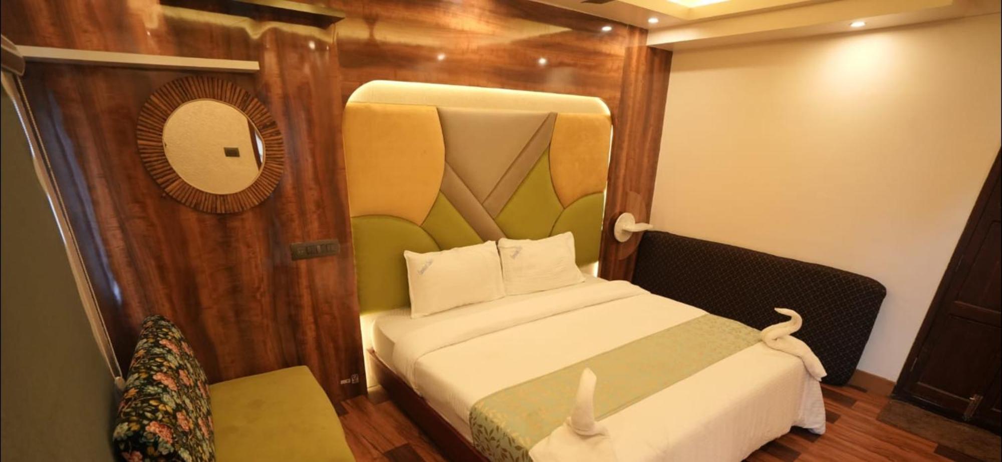 Отель Victoria Houseboats Alappuzha Экстерьер фото