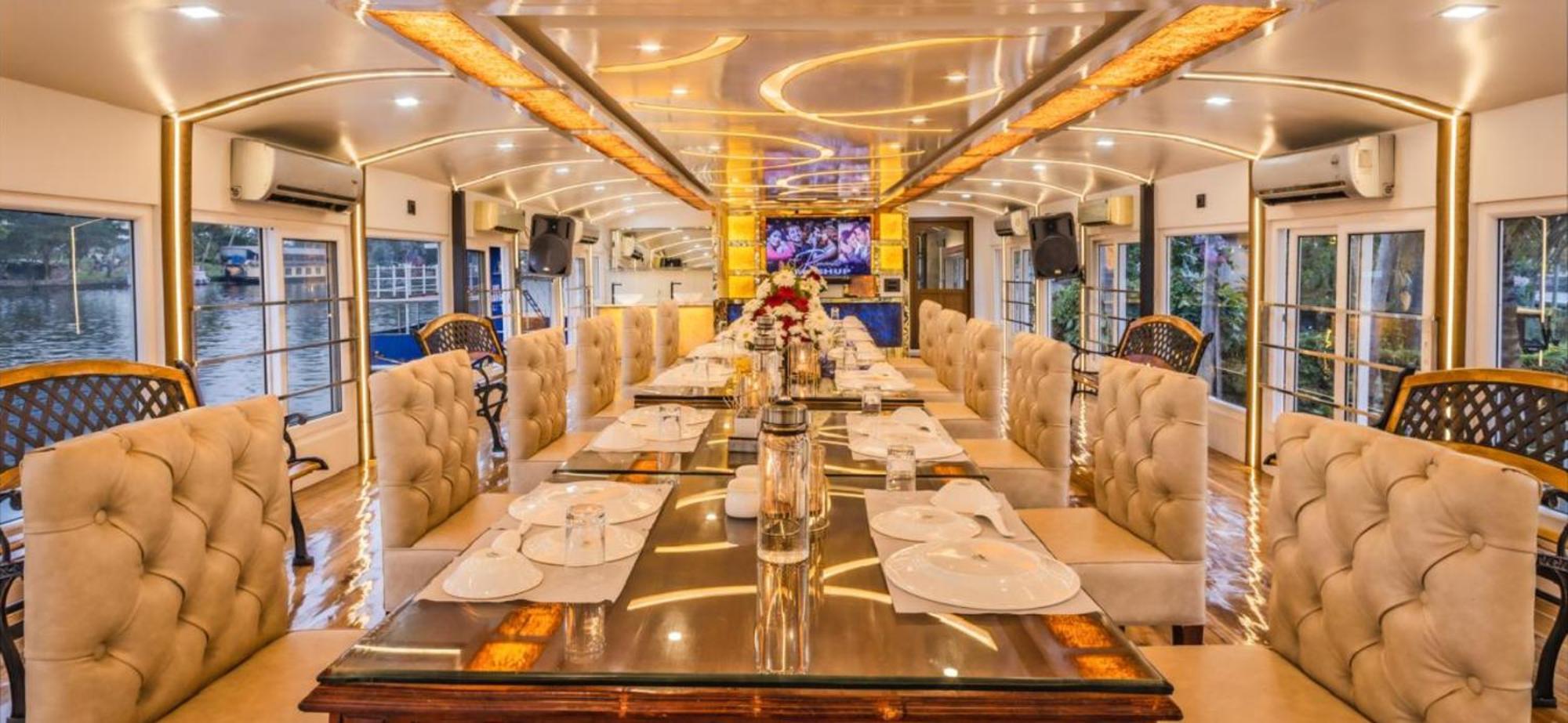 Отель Victoria Houseboats Alappuzha Экстерьер фото